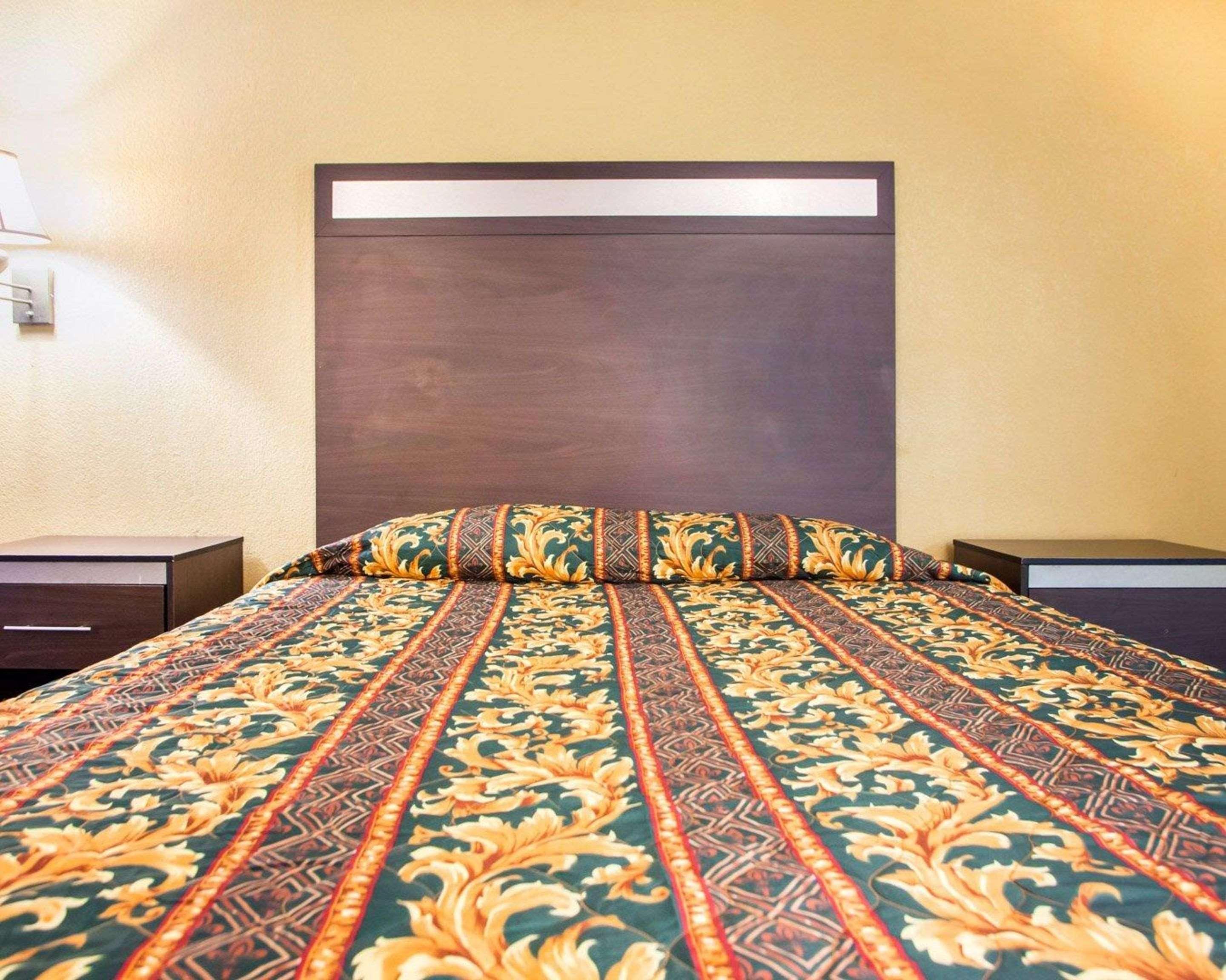Rodeway Inn Mount Laurel Hwy 73 Esterno foto