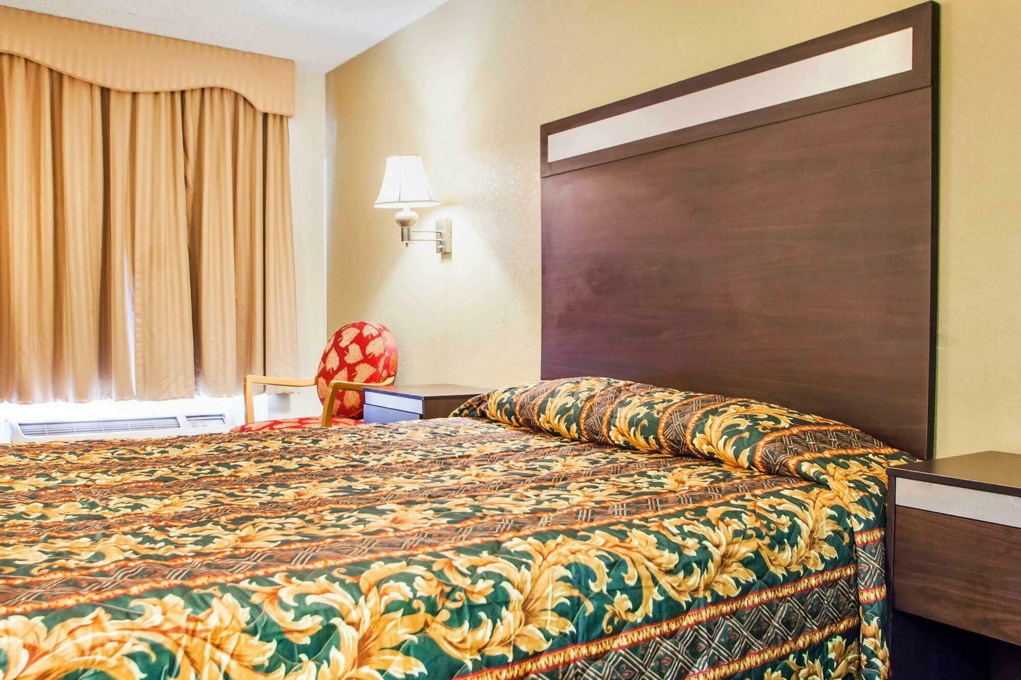Rodeway Inn Mount Laurel Hwy 73 Esterno foto